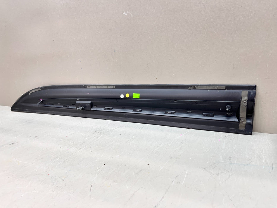 2015-2023 PORSCHE MACAN RH FRONT DOOR LOWER MOLDING TRIM 95B.837.890.1R OEM