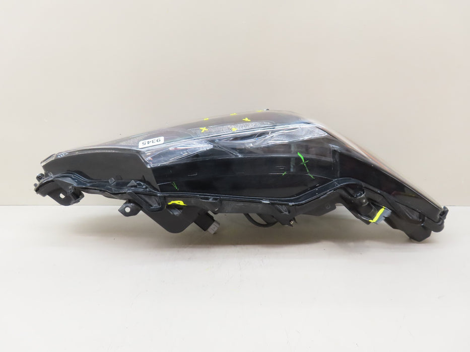 2018-2024 TOYOTA CAMRY HEADLIGHT RIGHT PASSENGER SIDE OEM 9345