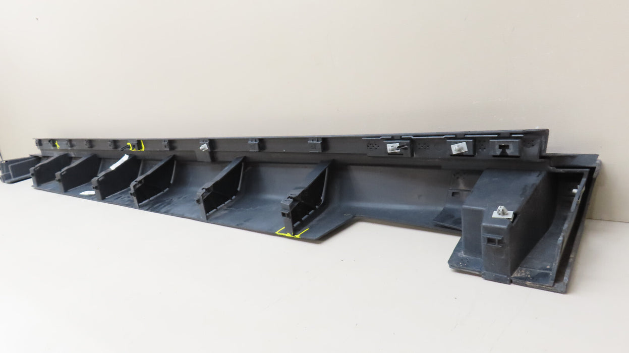 2021-2024 JEEP GRAND CHEROKEE RIGHT RH SIDE ROCKER PANEL MOLDING OEM 6PZ86TRMAC