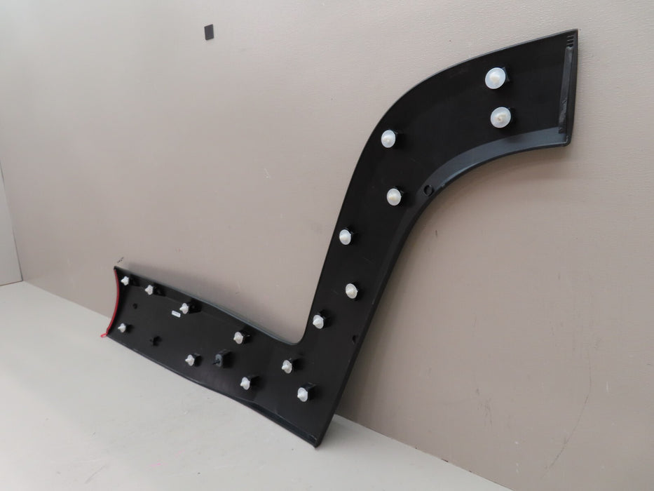 2016-2018 JEEP RENEGADE REAR RIGHT EXTERIOR DOOR LOWER MOLDING OEM 735578400