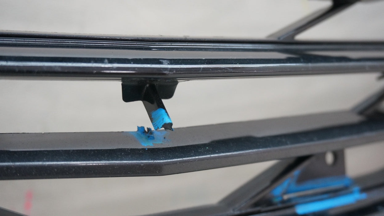 2019-2024 CHEVROLET MALIBU FRONT BUMPER RADIATOR GRILLE OEM 84338683