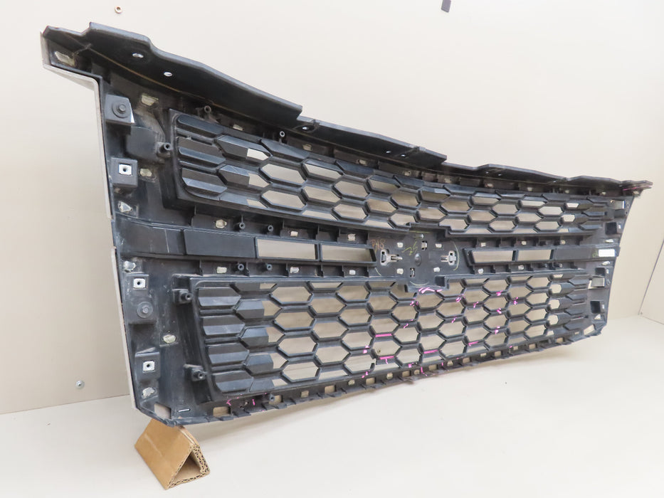 2015-2020 CHEVROLET TAHOE/SUBURBAN FRONT RADIATOR GRILL GRILLE OEM