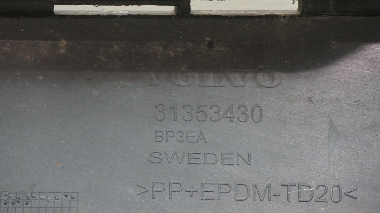 2016-2019 VOLVO XC90 REAR LOWER BUMPER COVER VALANCE 31353430 OEM