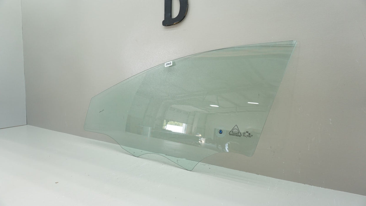 2009-2013 HYUNDAI ELANTRA GLS SEDAN FRONT LEFT DRIVER SIDE DOOR WINDOW GLASS OEM
