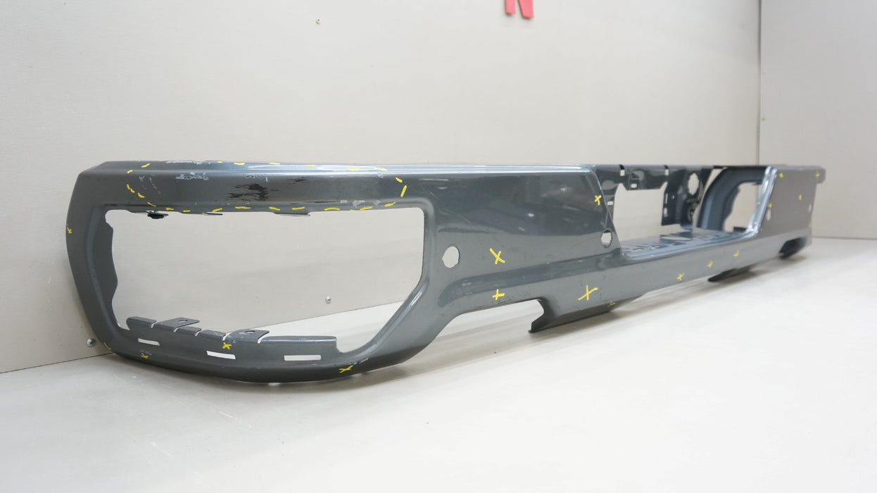 2019-2022 CHEVROLET SILVERADO GMC SIERRA 1500 REAR BUMPER METAL OEM 84429050