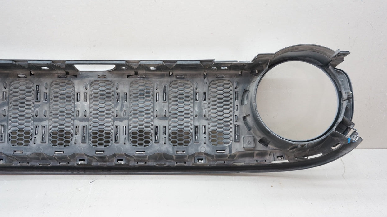 2015-2018 JEEP RENEGADE FRONT BUMPER RADIATOR GRILLE OEM 735587827