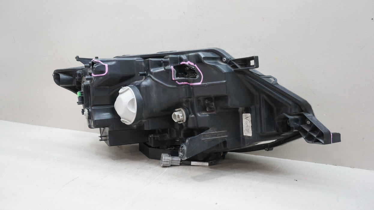 2017-2020 NISSAN ROGUE FRONT LEFT DRIVER SIDE HALOGEN W/ LED HEADLIGHT OEM