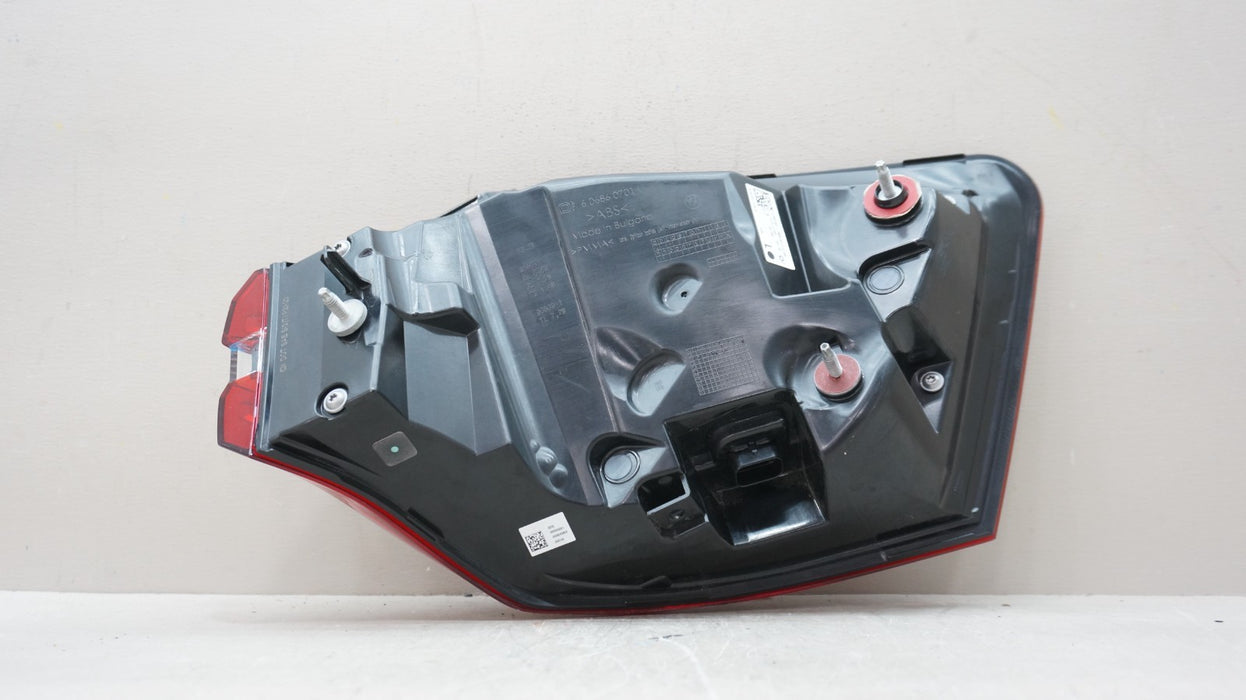 2025-2026 BMW X3 REAR RIGHT PASSENGER SIDE TAIL LIGHT OEM 63215A0F007
