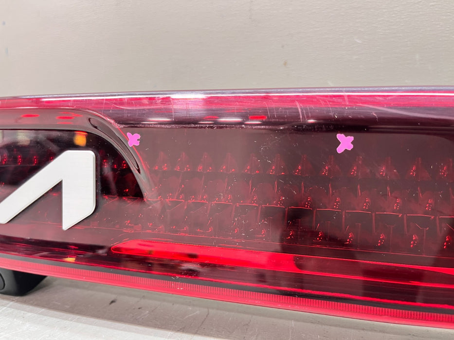 2022-2024 KIA CARNIVAL CENTER TAIL LIGHT BAR W/CAMERA OEM 92409-R0320