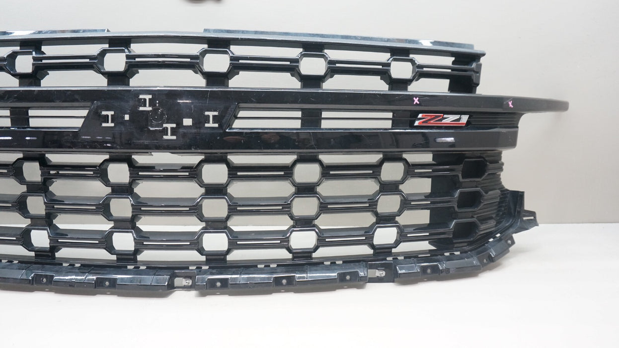 2021-2022 CHEVROLET TAHOE Z71 FRONT BUMPER RADIATOR GRILLE OEM