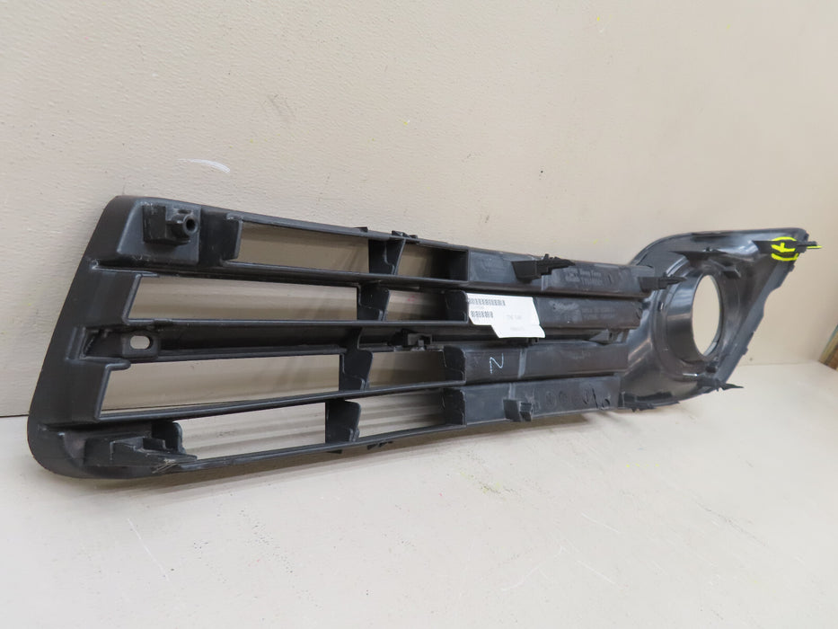 2012 2013 2014 TOYOTA CAMRY FRONT RIGHT PASSENGER SIDE FOG LIGHT BEZEL TONG YANG
