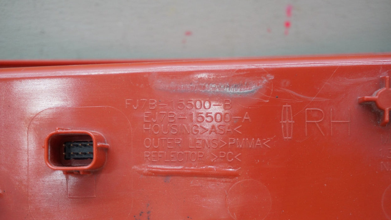 2015-2019 LINCOLN MKC REAR RIGHT PASSENGER SIDE BACK UP LIGHT OEM