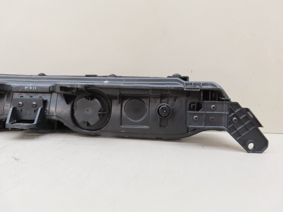 2020-2022 KIA SOUL CENTER HEADLIGHT LAMP OEM 92209-KO