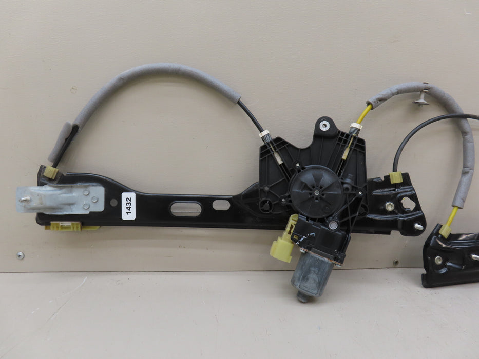 2013-2020 FORD FUSION FRONT LEFT DRIVER SIDE WINDOW REGULATOR W/MOTOR OEM