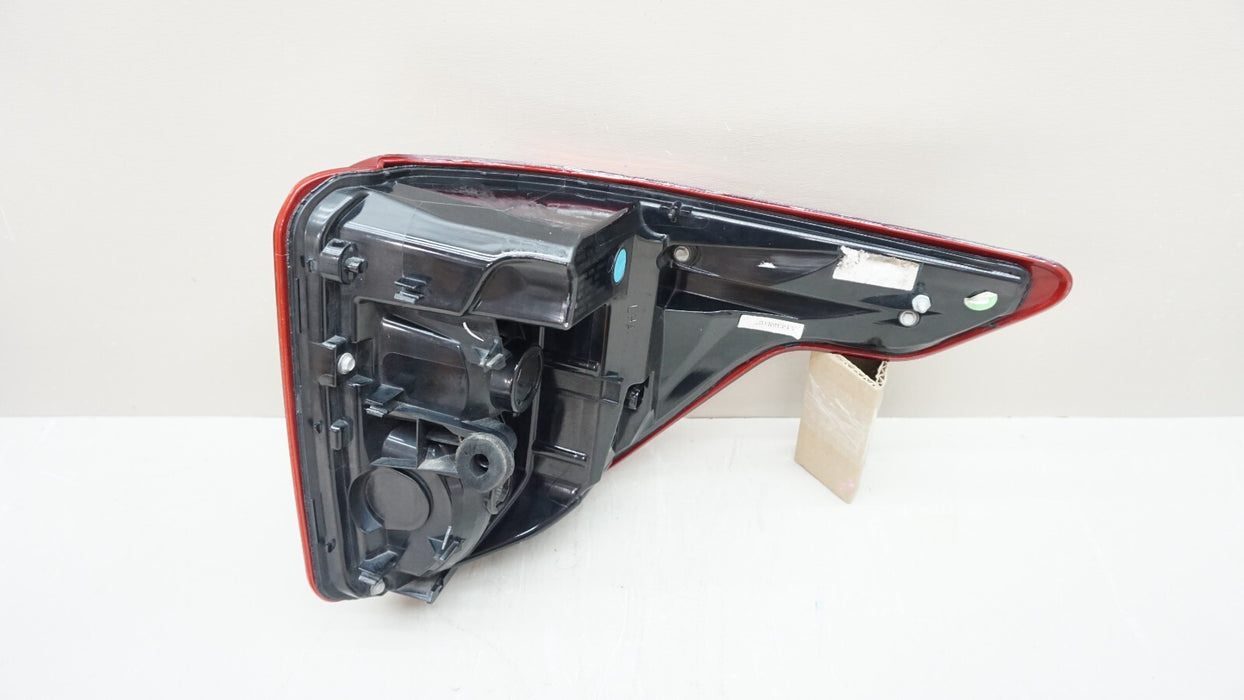 2020-2022 FORD EXPLORER REAR LEFT DRIVER SIDE TAIL LIGHT OEM