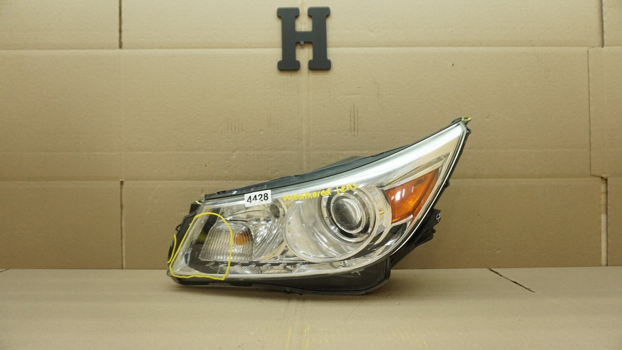 2010-2013 BUICK LACROSSE XENON FRONT LEFT DRIVER SIDE HEADLIGHT HALOGEN OEM
