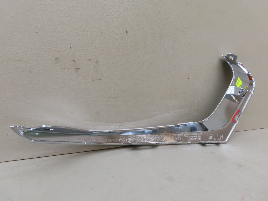 2018-2021 CHEVROLET TRAVERSE FRONT LEFT DRIVER SIDE FOG LIGHT TRIM OEM 84294636
