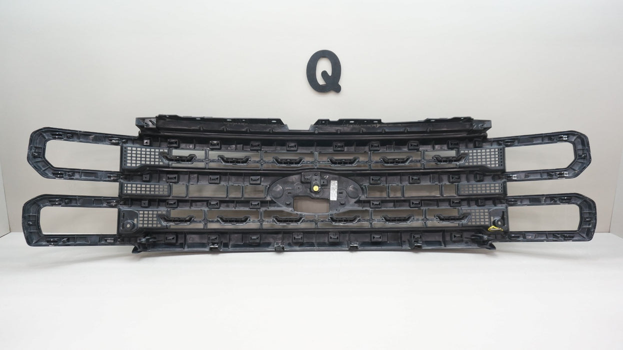 2023-2025 FORD F250 F350 SUPER DUTY FRONT BUMPER GRILLE OEM PC3B-8A164