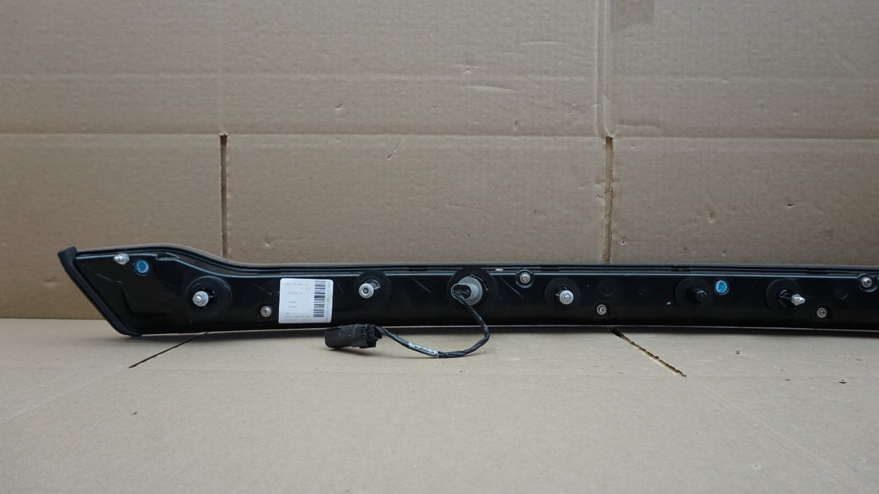 2013-2020 LINCOLN MKZ TRUNK LID REAR CENTER TAILLIGHT TAIL LIGHT LAMP LED OEM
