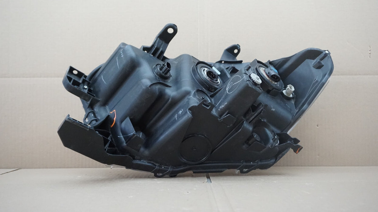 2016-2023 TOYOTA TACOMA FRONT RIGHT PASSENGER SIDE HALOGEN HEADLIGHT OEM