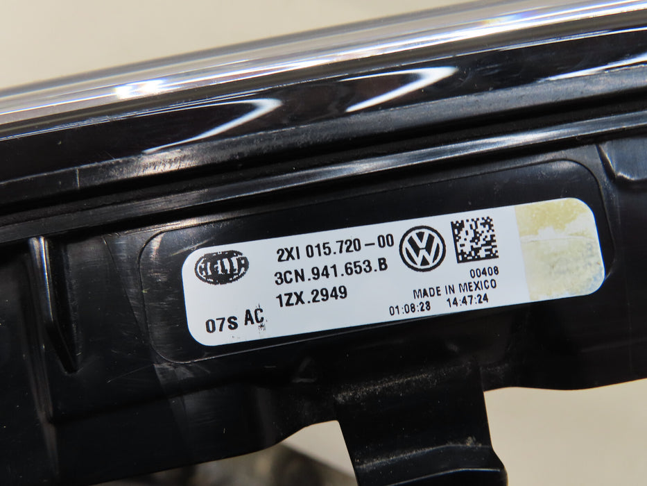 2024 VOLKSWAGEN ATLAS CROSS SPORT FRONT LIGHT BAR OEM 3CN941653B