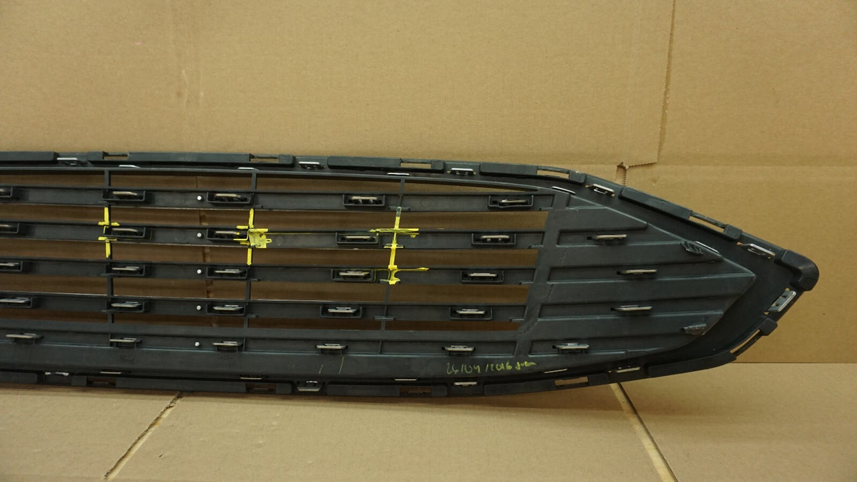 2017-2018 FORD FUSION FRONT BUMPER CENTER GRILL GRILLE OEM HS73-8150-AEW 17 18