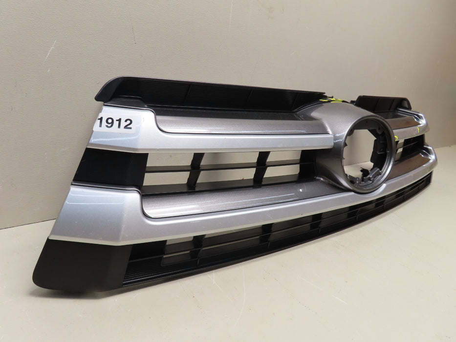 2017-2018 TOYOTA HIGHLANDER FRONT BUMPER RADIATOR GRILLE GRILL OEM 53101-0E240