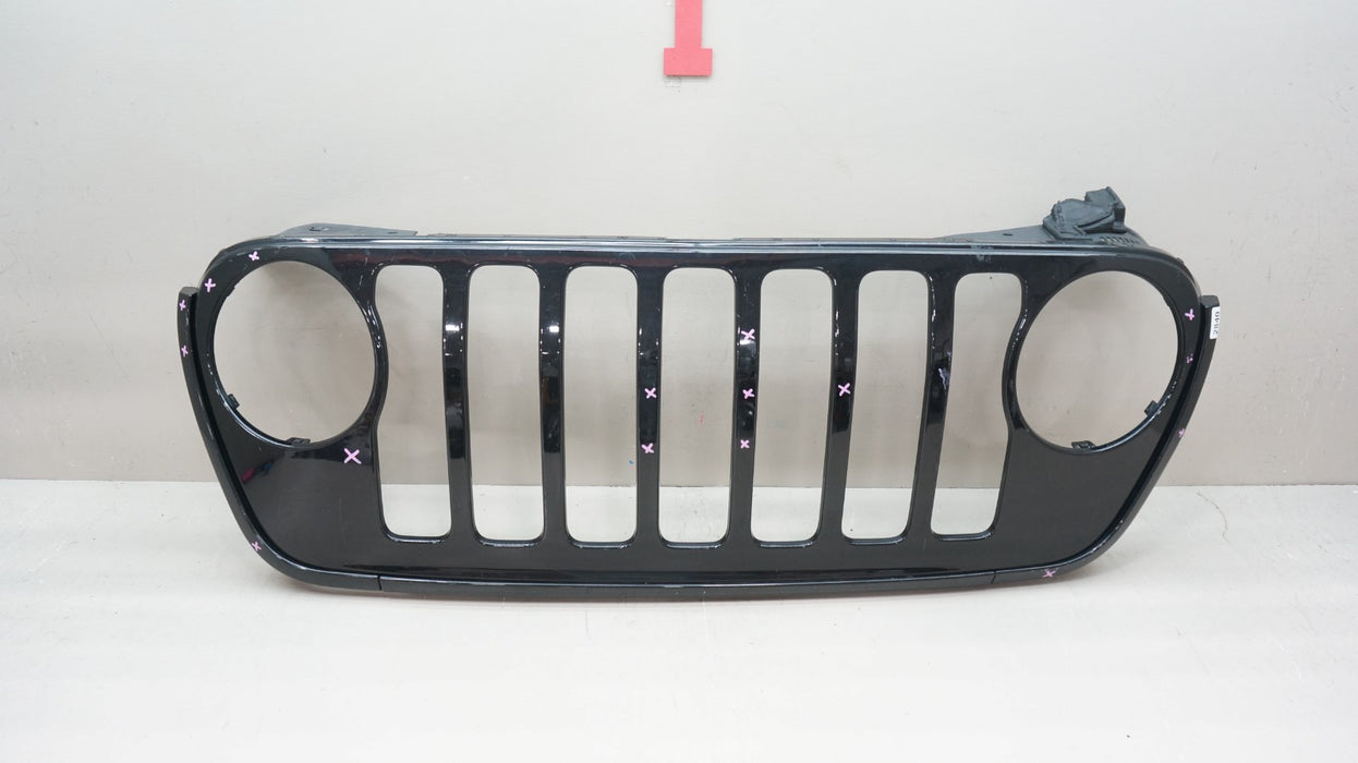 2018-2023 JEEP WRANGLER JL SAHARA FRONT RADIATOR GRILLE GRILL 6BY79TRMA OEM