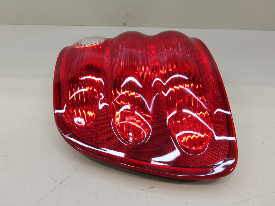 2000-2004 FORD F150 F-150 F250 F-250 REAR LEFT DRIVER SIDE TAIL LIGHT DEPO