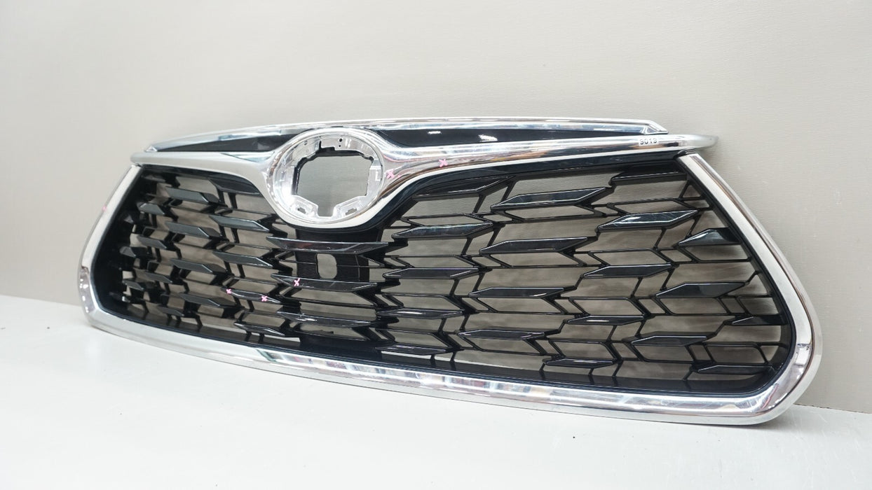 2020-2023 TOYOTA HIGHLANDER FRONT UPPER RADIATOR GRILLE GRILL 53101-0E330 OEM