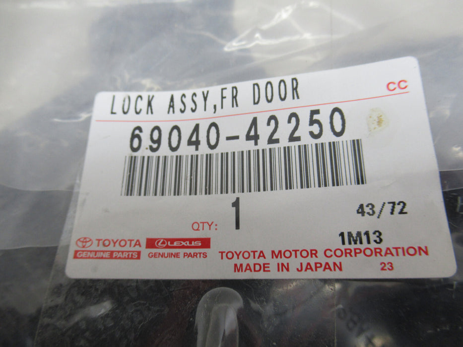 6904042250 Genuine Toyota LOCK ASSY, FRONT DOOR W/MOTOR, LH 69040-42250 OEM