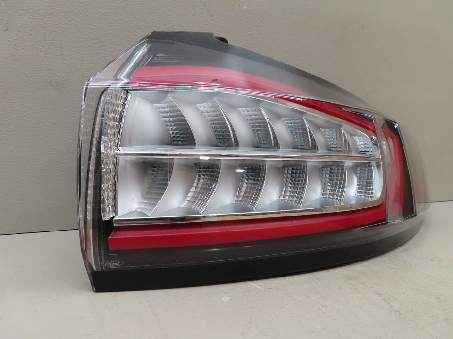2015-2018 FORD EDGE RIGHT RH LED TAIL LIGHT LAMP OEM  HT4Z13404D
