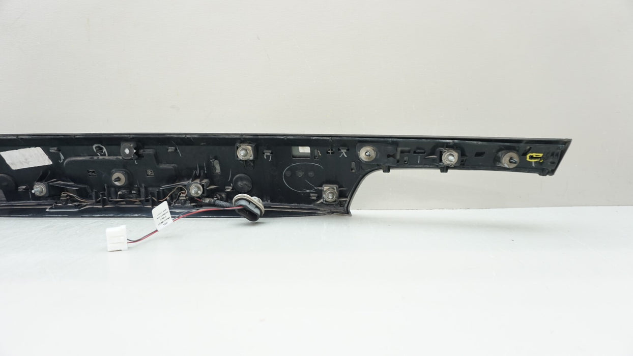 2014-2015 JEEP GRAND CHEROKEE REAR LICENSE PLAYE MOLDING TRIM OEM 1WD54TRMAC