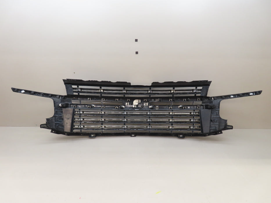 2021 2022 CHEVROLET TAHOE SUBURBAN LT/RST FRONT RADIATOR GRILLE GRILL OEM