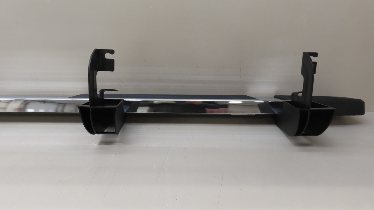 2020-2024 CHEVROLET /GMC  1500 FRONT LEFT RUNNING BOARD ROCKER PANEL OEM