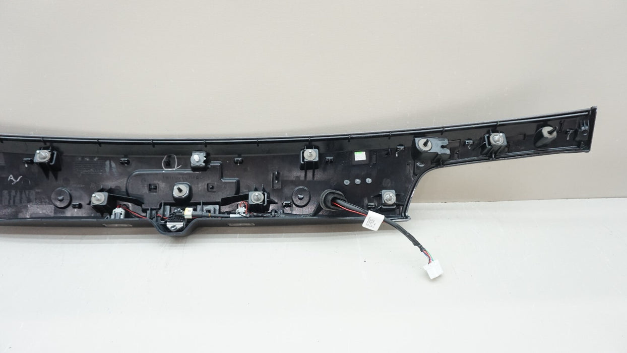 2014-2021 JEEP GRAND CHEROKEE REAR LIFTGATE LID TRIM MOLDING OEM 1WD55TRMA
