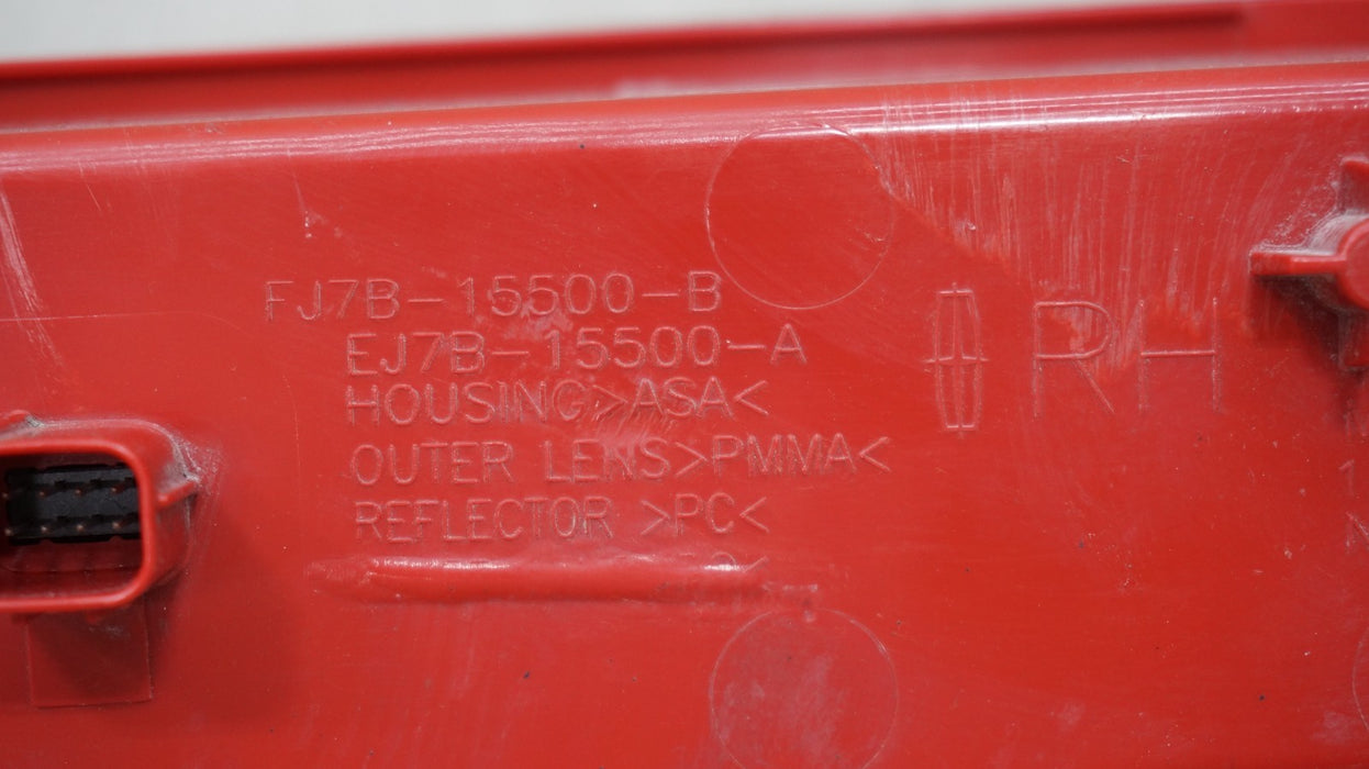 2015-2019 LINCOLN MKC REAR RIGHT PASSENGER SIDE BACK UP LIGHT OEM