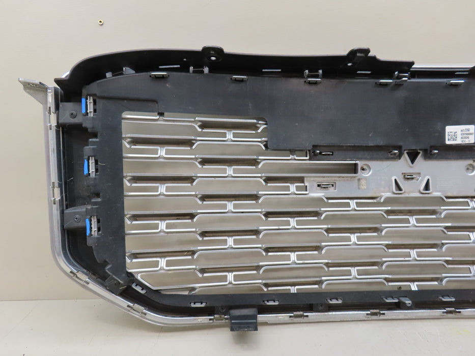 2015-2020 GMC YUKON  FRONT RADIATOR UPPER GRILLE GRILL OEM