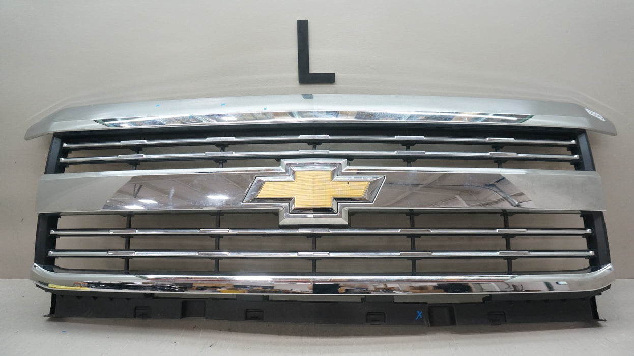 2015-2019 CHEVROLET SILVERADO 2500 3500 FRONT RADIATOR GRILLE OEM 22796386