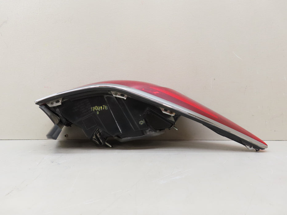 2017-2019 KIA CADENZA LEFT DRIVER SIDE TAIL LIGHT OEM