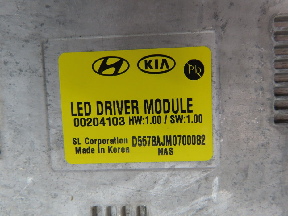 2019-2020 HYUNDAI SANTA FE FRONT LEFT SIDE HEADLIGHT LAMP LED OEM 92101-S21