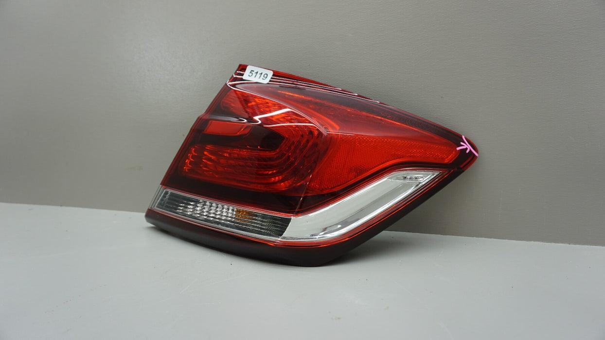 2013-2015 HONDA CIVIC SEDAN RIGHT PASSENGER SIDE HALOGEN TAIL LIGHT OEM 13 14 15