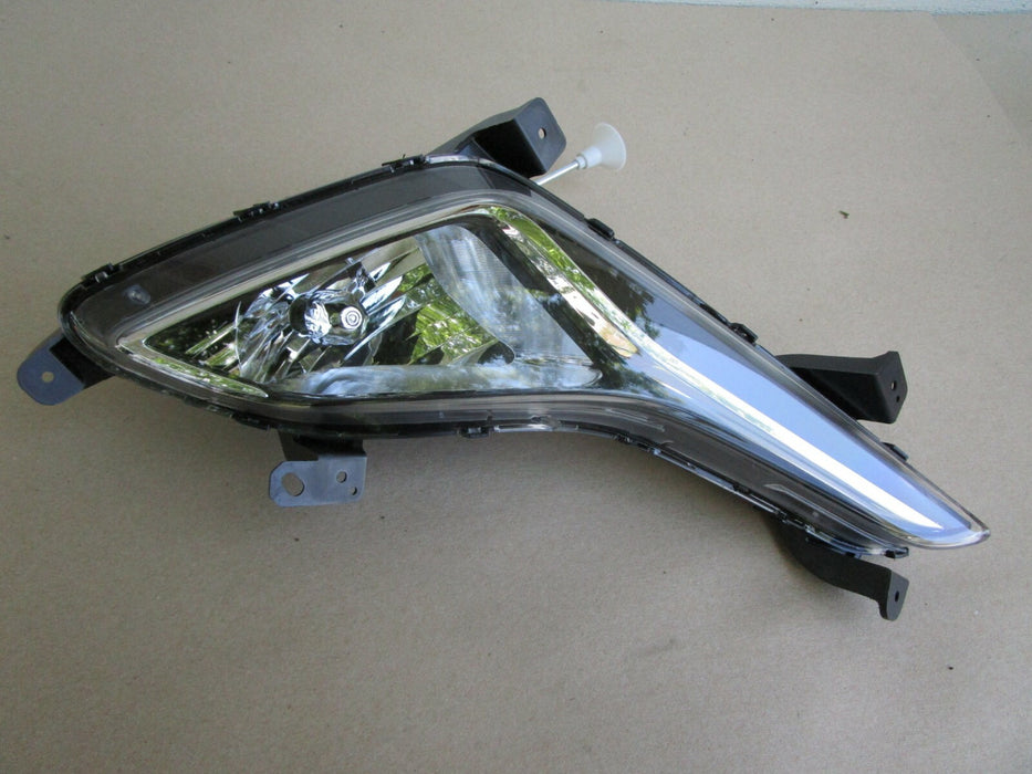14 15 16 HYUNDAI ELANTRA LEFT FRONT FOG LIGHT FOGLIGHT OEM
