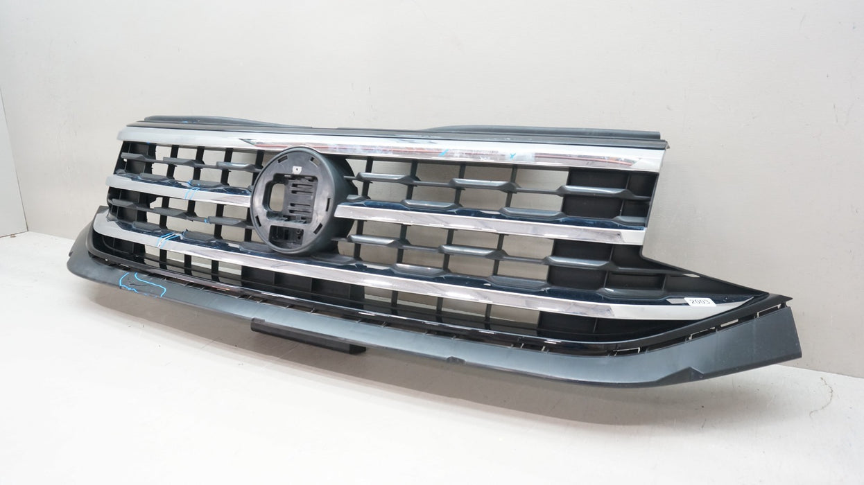 2020-2023 VOLKSWAGEN ATLAS FRONT UPPER RADIATOR GRILLE GRILL 3CM853653 OEM