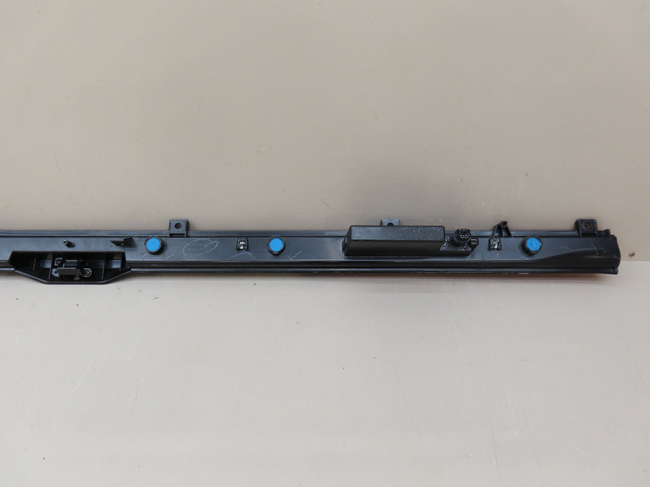 2022-2024 FORD F150 F-150 LIGHTNING REAR CENTER TAILGATE TAIL LIGHT LED OEM