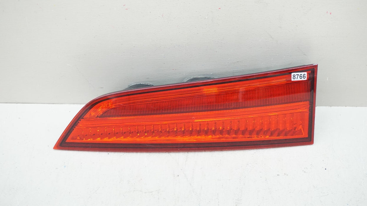 2016-2018 HONDA PILOT REAR RH RIGHT PASSENGER SIDE INNER TAIL LIGHT OEM