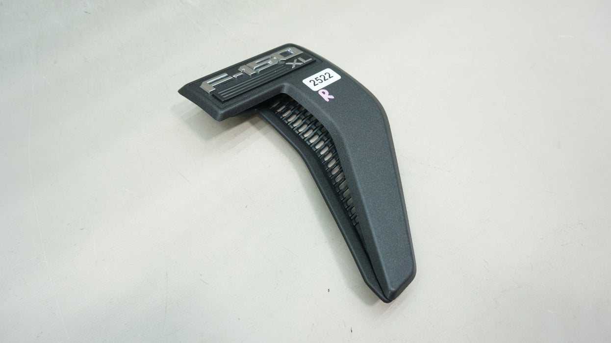 2021-2025 FORD F-150 F150 XL FRONT RIGHT SIDE FENDER EMBLEM OEM ML34-16B115-AC
