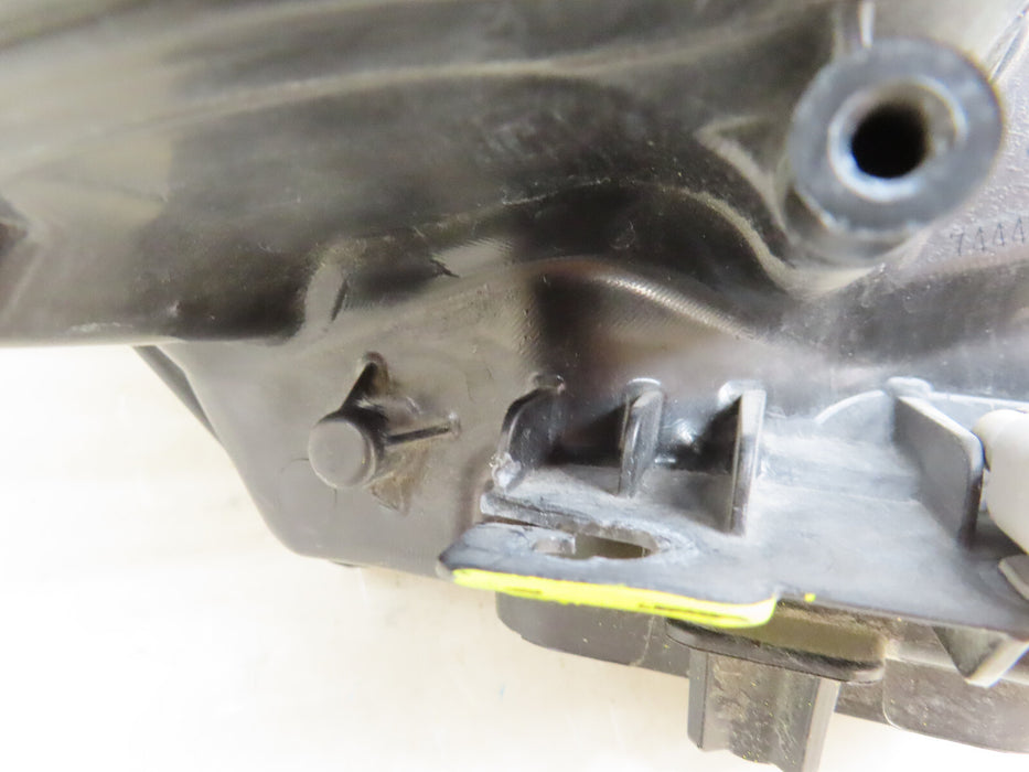 2014-2016 TOYOTA COROLLA FRONT LEFT DRIVER SIDE HEADLIGHT HALOGEN OEM