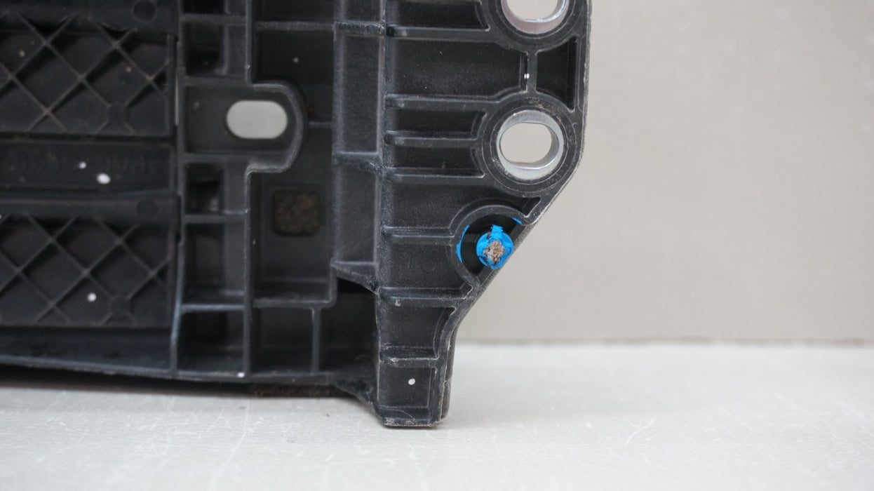 2017-2019 TOYOTA PRIUS LOWER ACTIVE AIR SHUTTER W / MOTOR OEM 5301947011