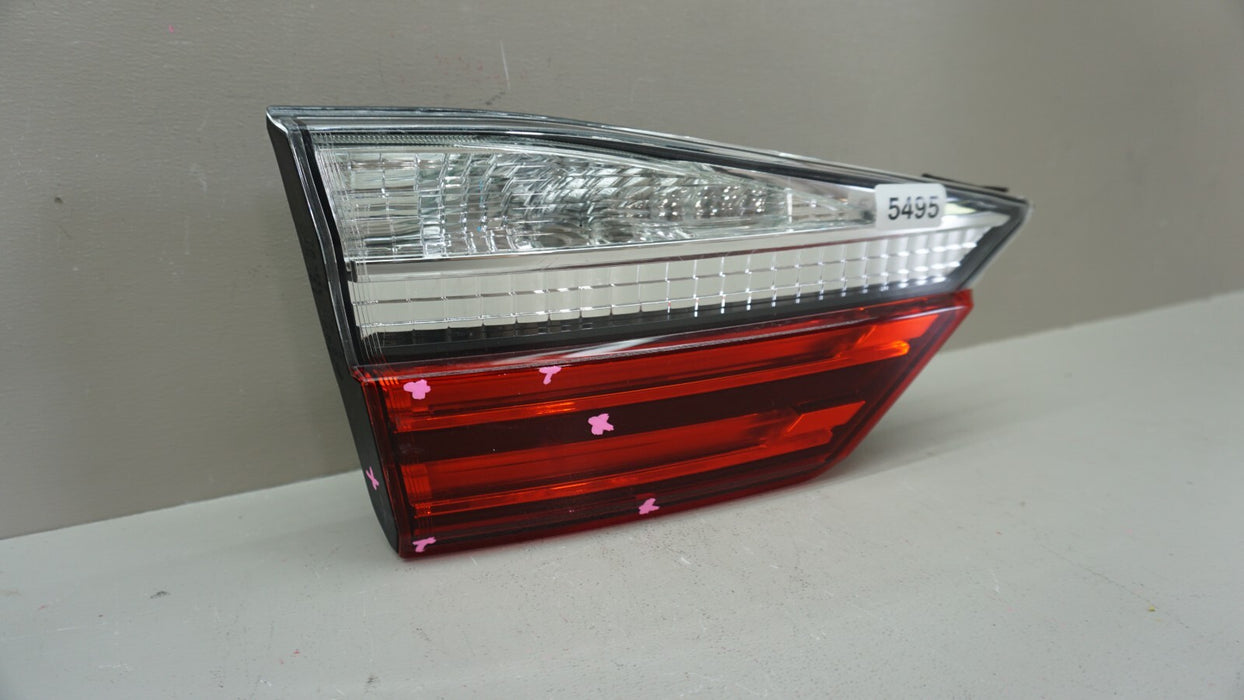 2017-2018 LEXUS ES300H ES350 REAR LEFT DRIVER SIDE INNER TAIL LIGHT LAMP OEM